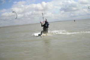 Stagiaire de l'école de kitesurf